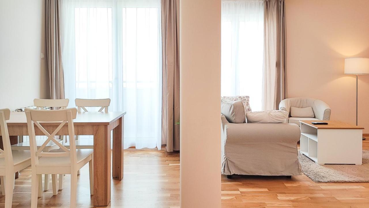 Filinhome Papa Suite 5 Νόβι Σαντ Εξωτερικό φωτογραφία